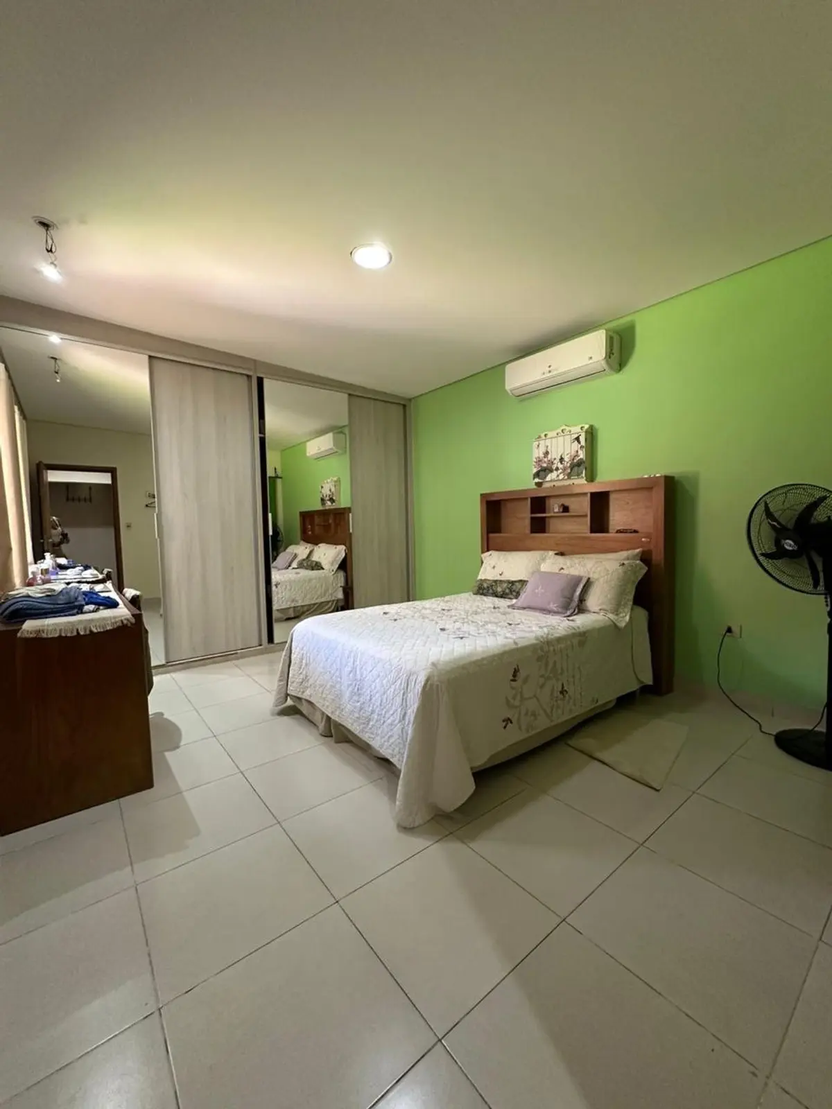 Terreno Exclusivo en Ycua Sati: 972 m² con Potencial de Desarrollo Inigualable - 8