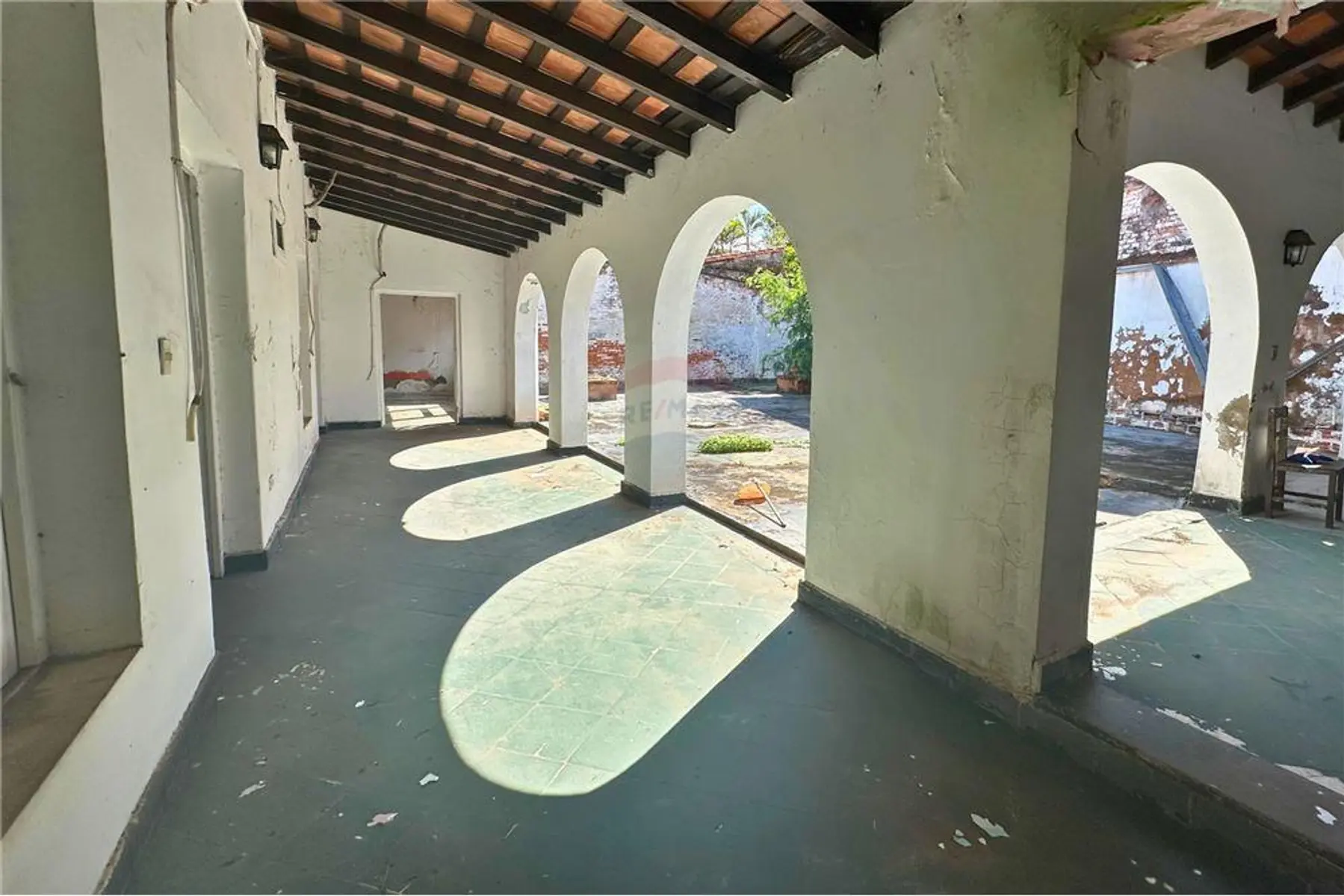 Casona con gran potencial - imagen 10