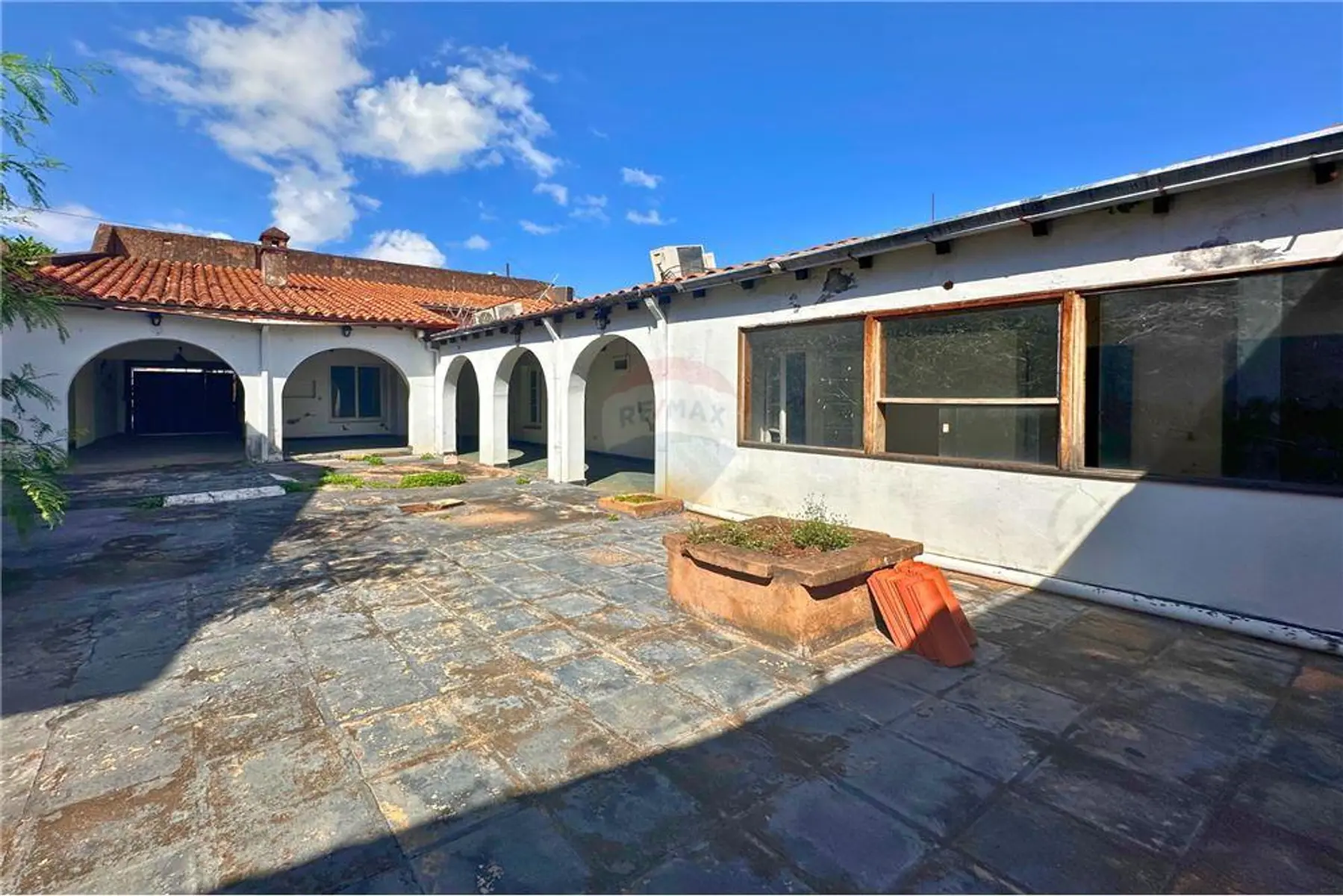 Casona con gran potencial - imagen 14