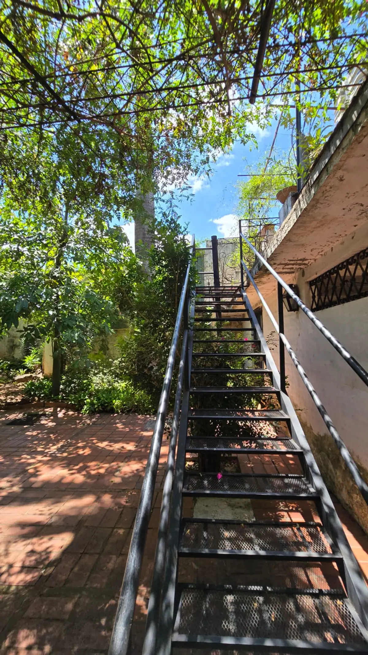 Vendo Casa Colonial De 490 M2, Sobre Mcal. Estigarribia - Lho7795266 - imagen 9
