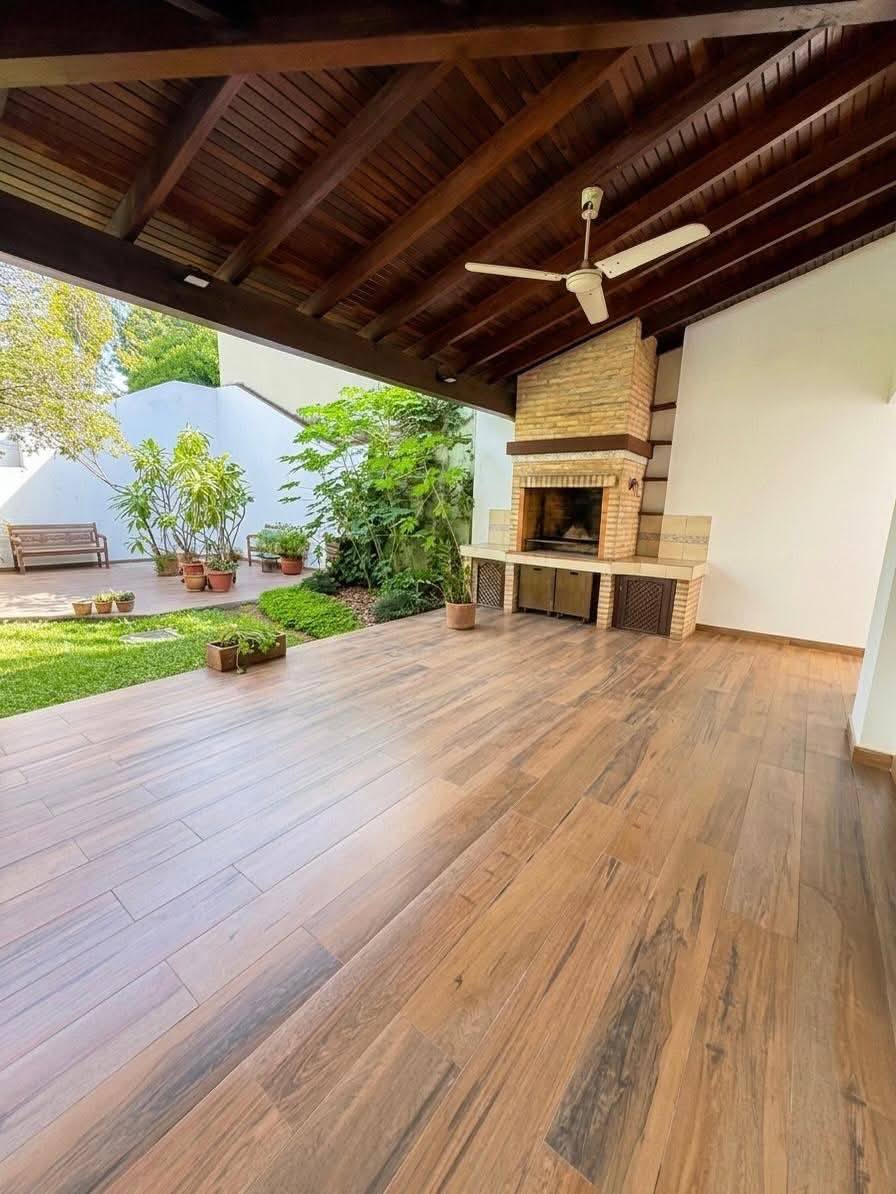 VENDO RESIDENCIA EN BARRIO MBURUCUYÁ - imagen 4