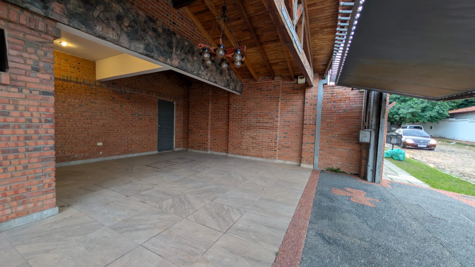 Residencia amoblada en alquiler o venta - Zona estratégica - 7