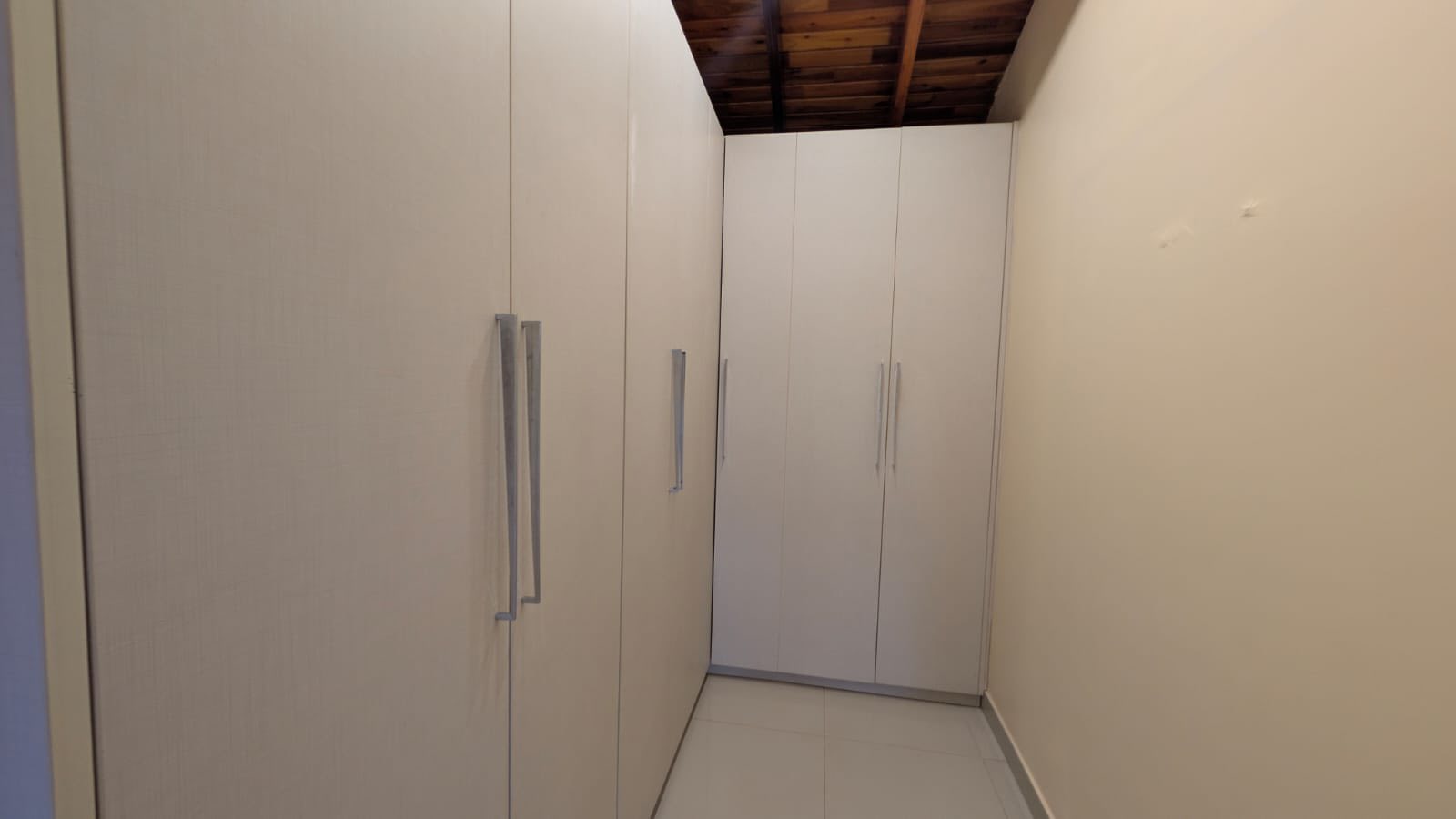 Residencia amoblada en alquiler o venta - Zona estratégica - 10