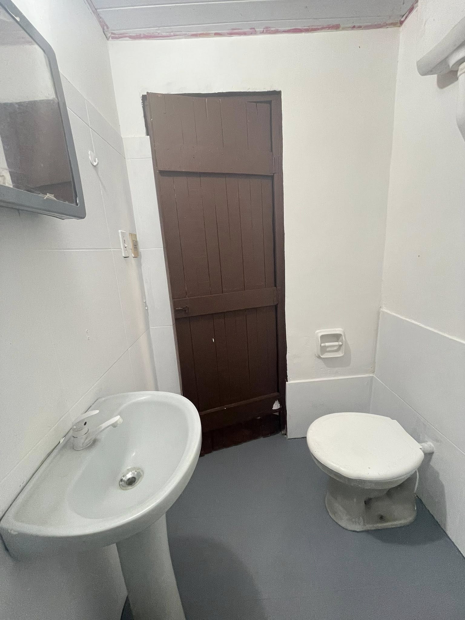 🚨Alquilo hermoso duplex pequeño en Ñemby a un paso de Avda Acceso Sur y a 5 min del Desvío San Antonio 🏡 - 3