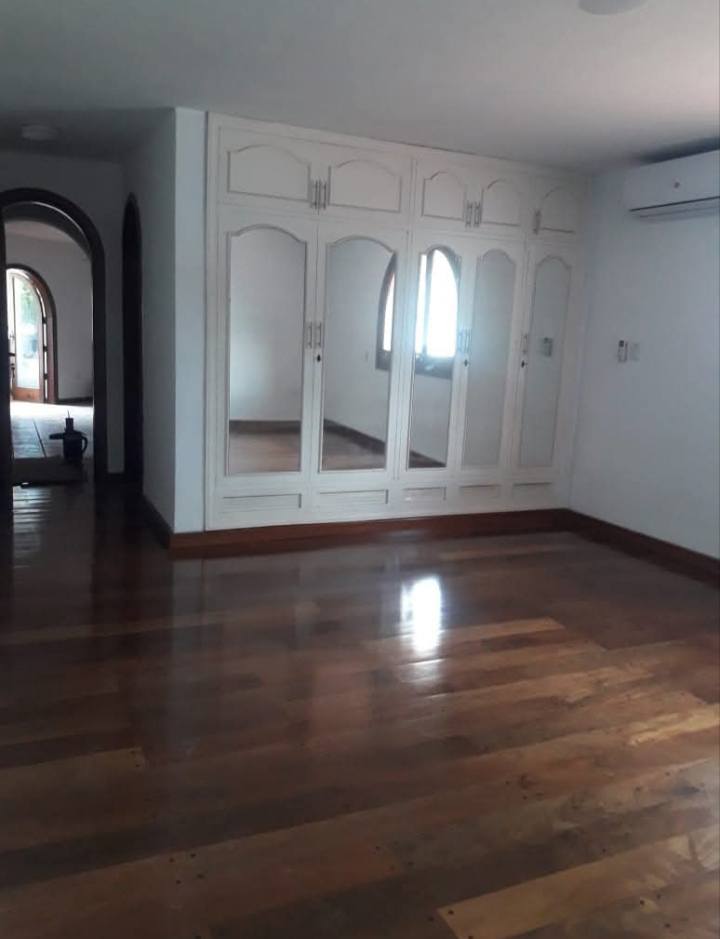 ALQUILO AMPLIA FASTUOSA RESIDENCIA EN ASUNCION - imagen 10