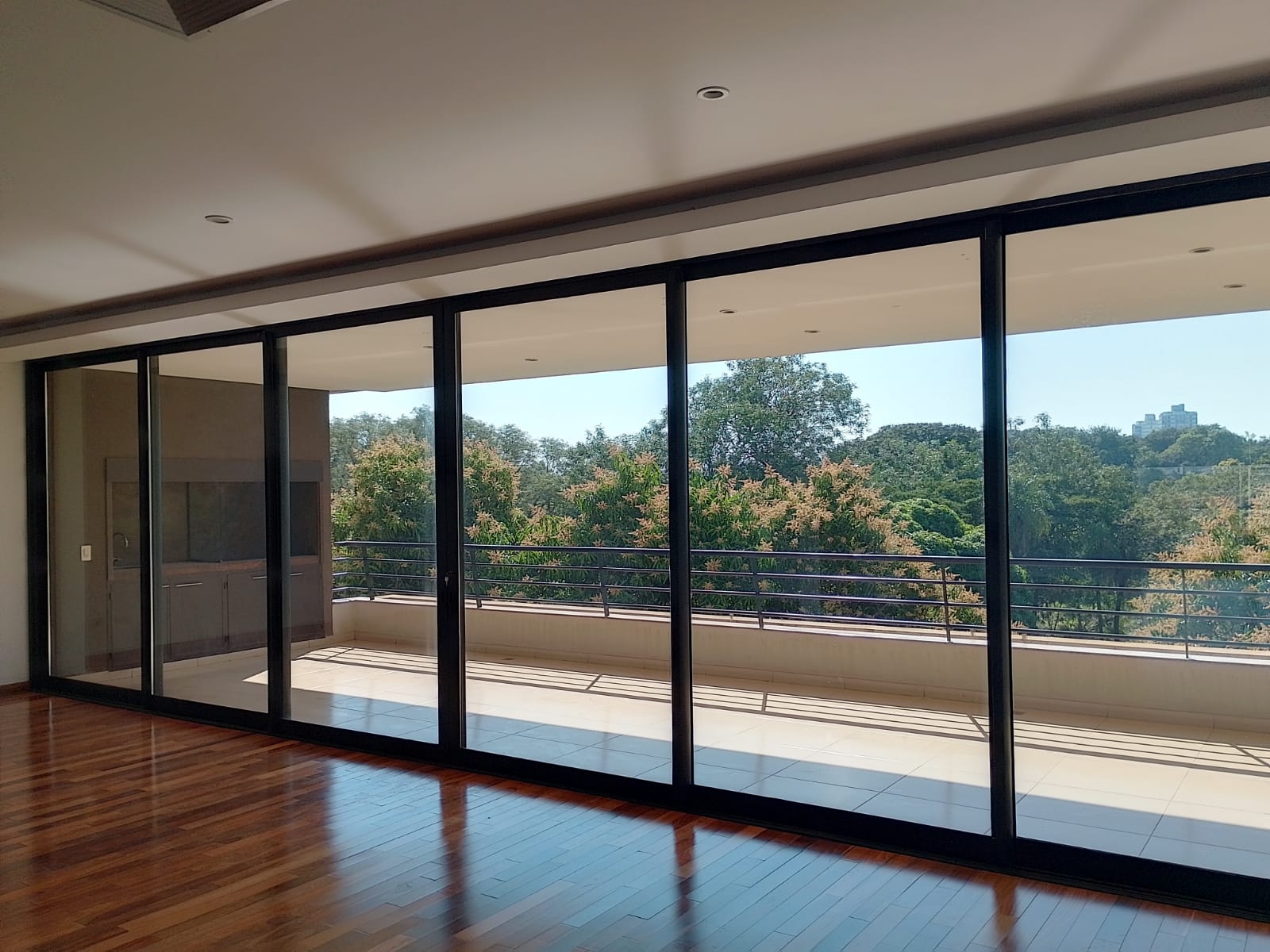 💎 Vendo Exclusivo Departamento de Alta Gama en Mburucuyá – Edificio Altos de Francia - imagen 4