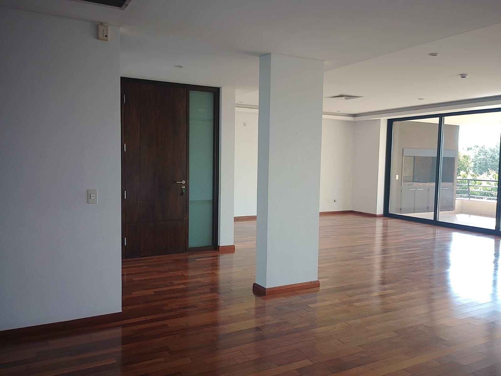 💎 Vendo Exclusivo Departamento de Alta Gama en Mburucuyá – Edificio Altos de Francia - imagen 9