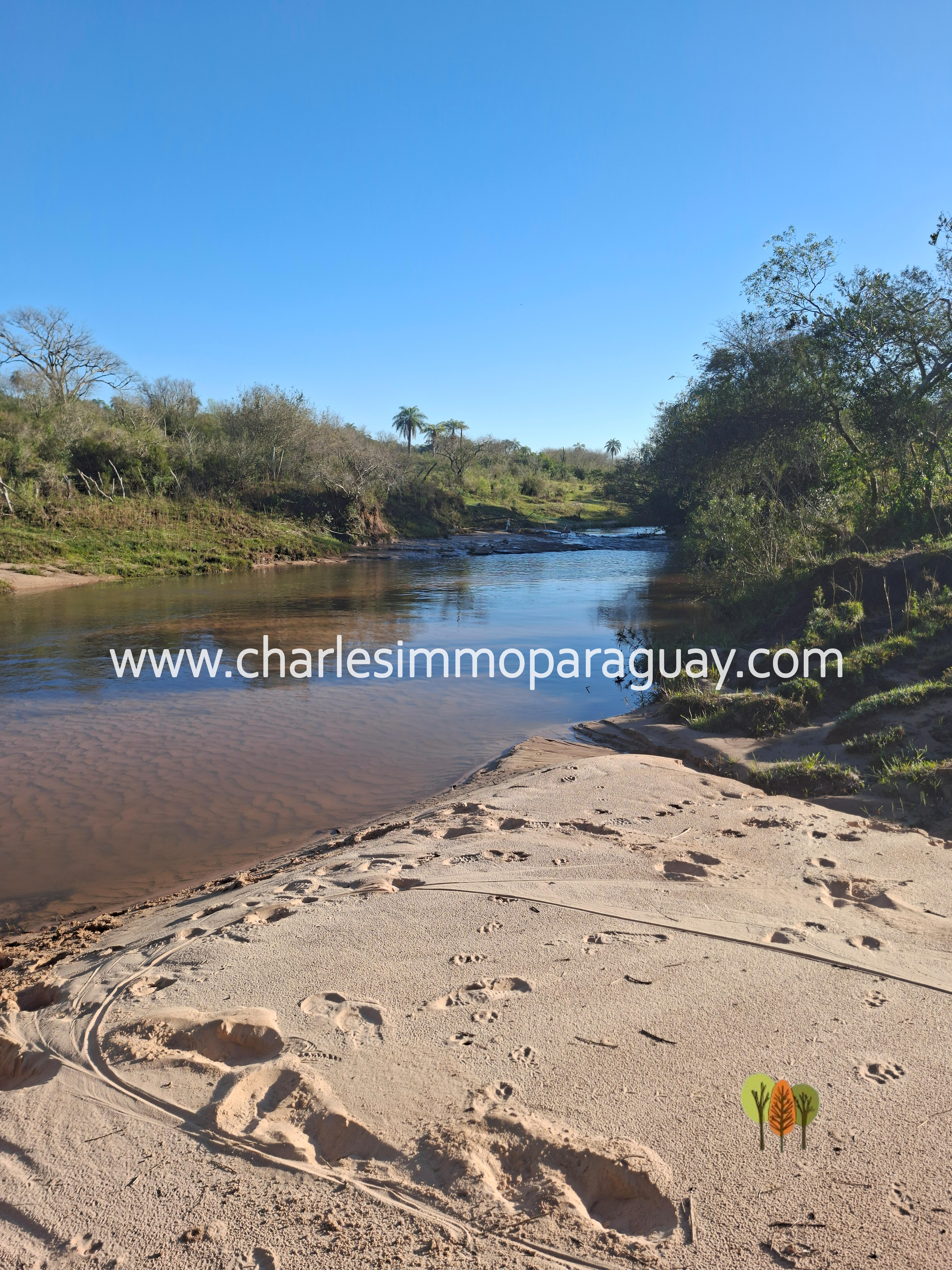 Propiedad de 41,9 ha en venta – Arroyos, playa y vistas únicas - La Colmena - 3
