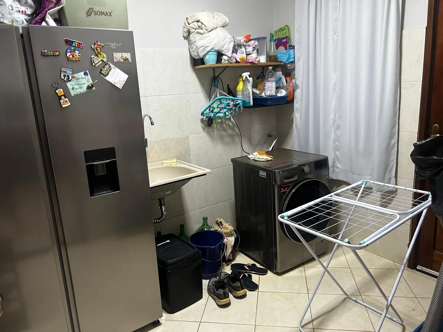 Obligado: 600 m² – vivienda familiar céntrica de 6 años - imagen 3
