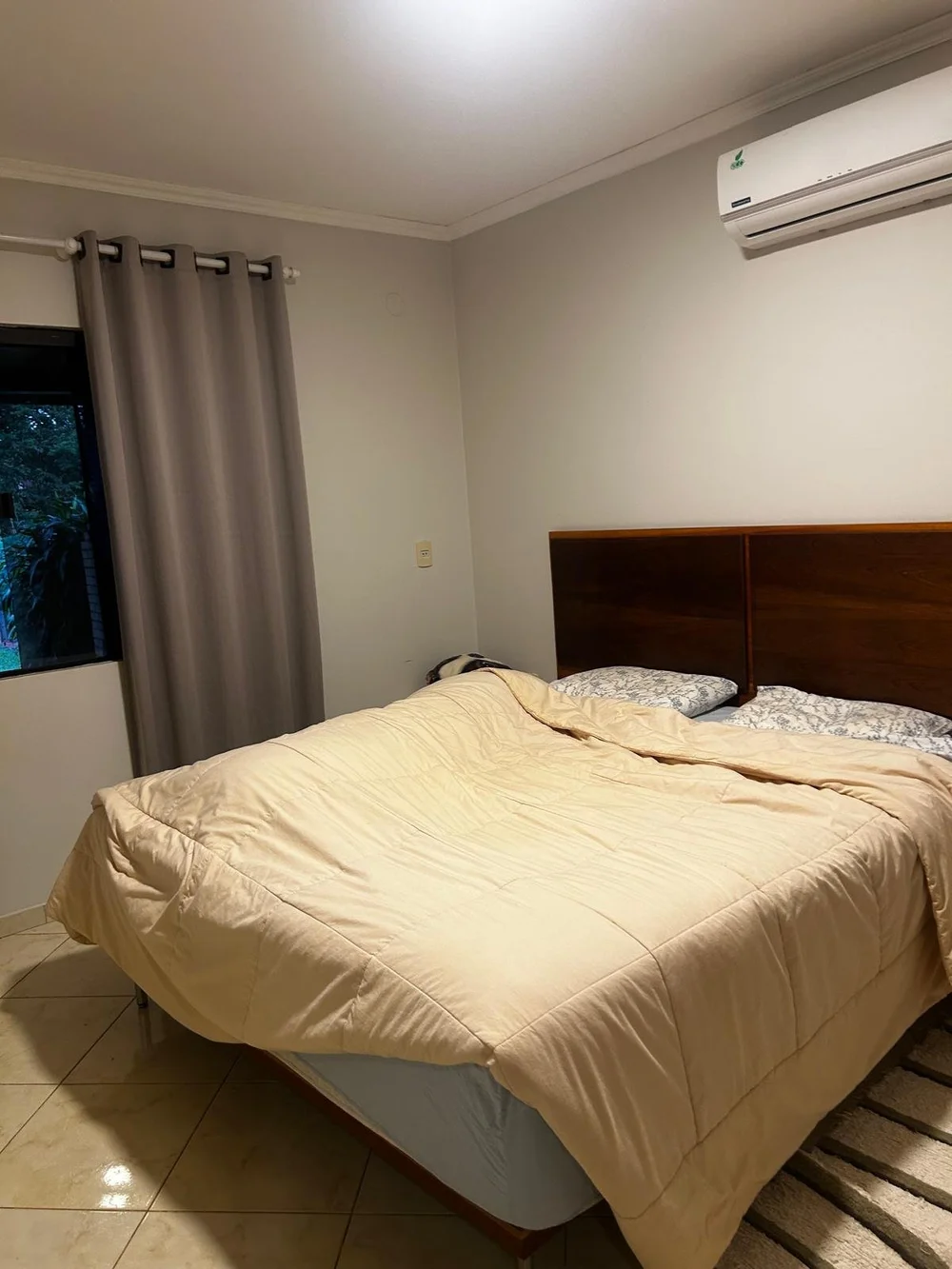 Obligado: 600 m² – vivienda familiar céntrica de 6 años - imagen 8