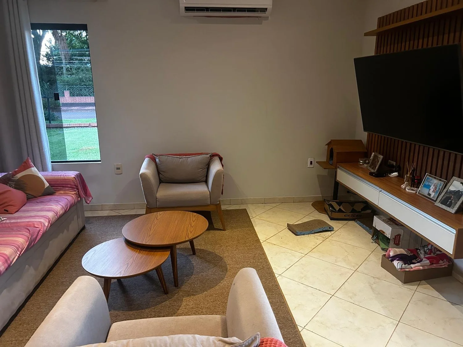 Obligado: 600 m² – vivienda familiar céntrica de 6 años - imagen 15