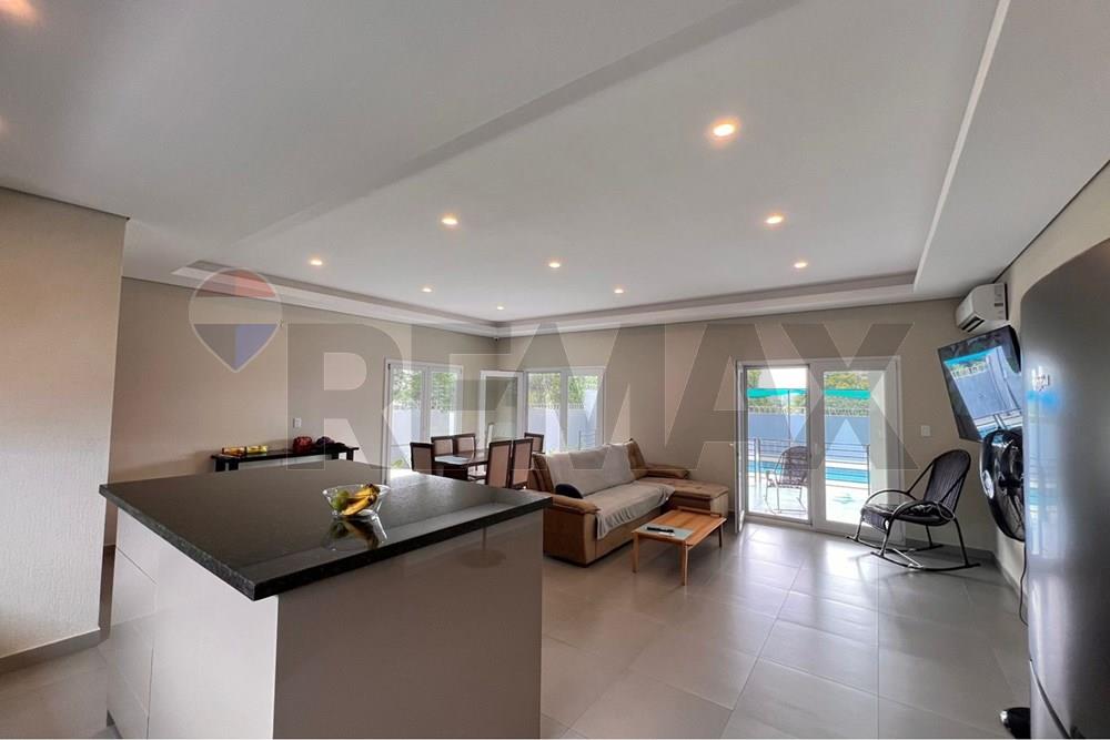 Residencial moderna en Caacupé con piscina Caacupé - imagen 5