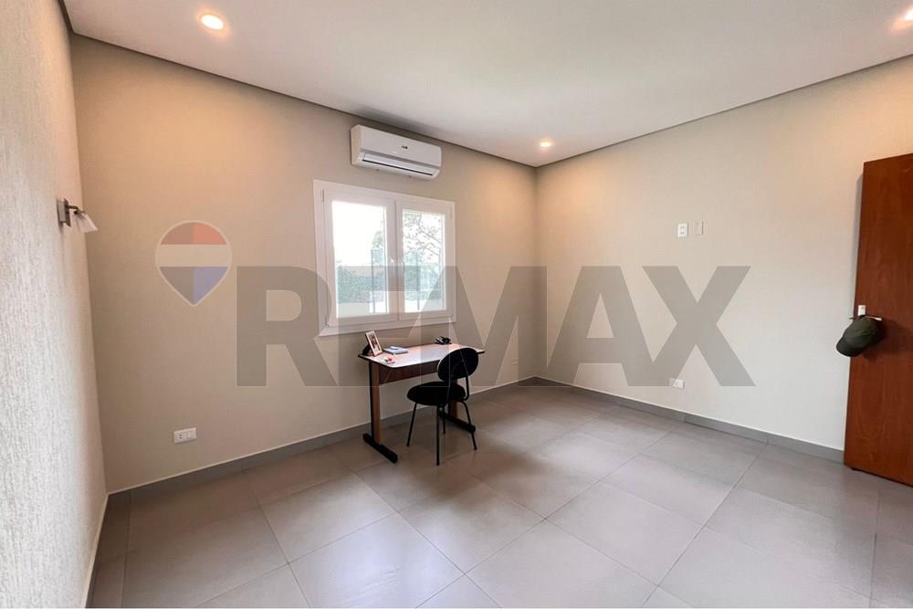 Residencial moderna en Caacupé con piscina Caacupé - imagen 7