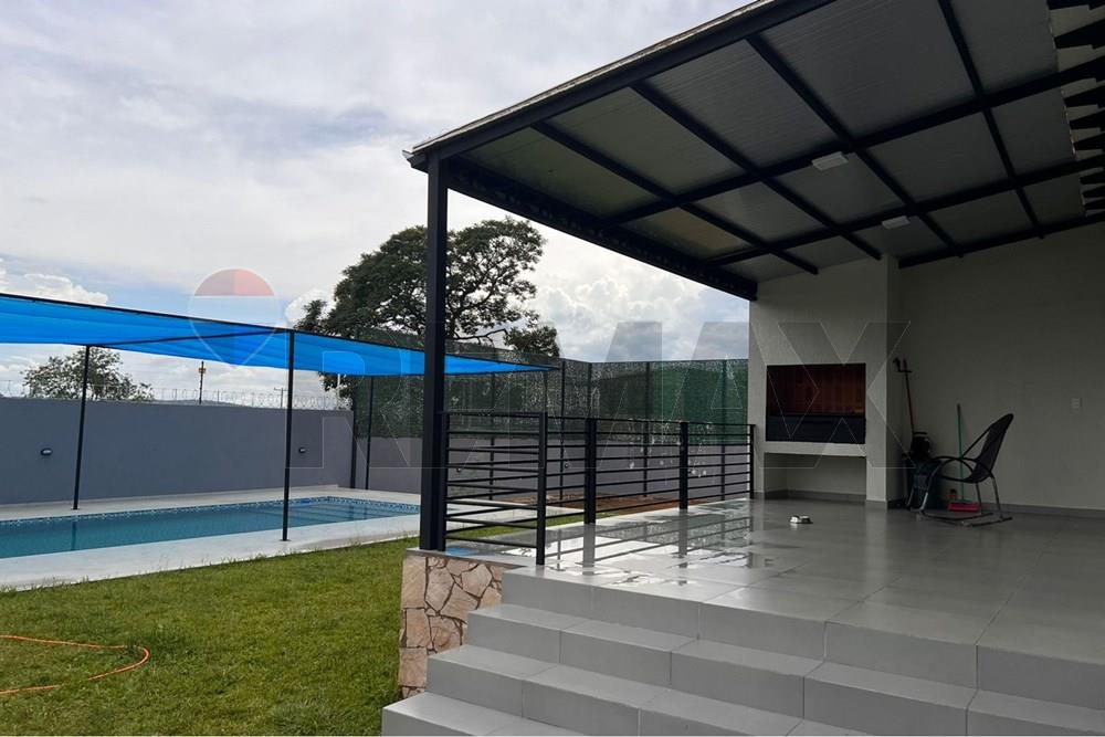 Residencial moderna en Caacupé con piscina Caacupé - imagen 16