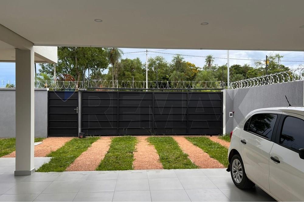 Residencial moderna en Caacupé con piscina Caacupé - imagen 21