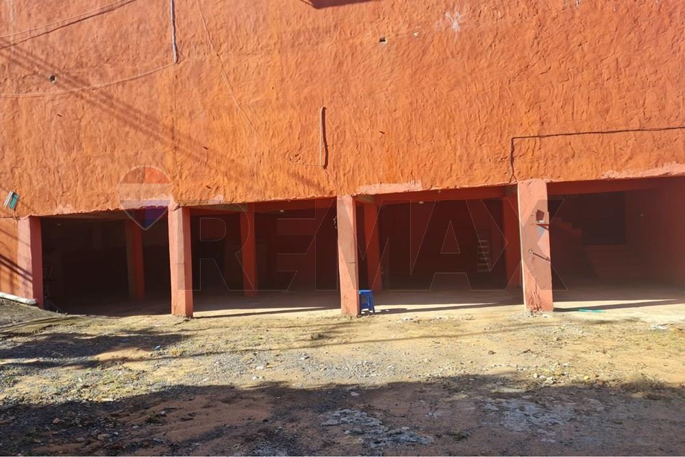 Propiedad comercial en venta en barrio Pettirossi - 5