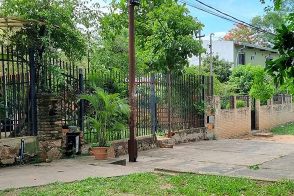 CASA EN VENTA EN BO LAS MERCEDES - ASUNCIÓN - imagen 3