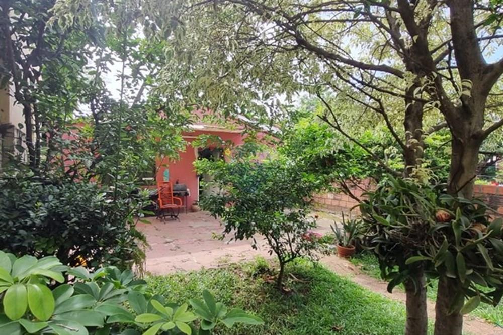 CASA EN VENTA EN BO LAS MERCEDES - ASUNCIÓN - imagen 5