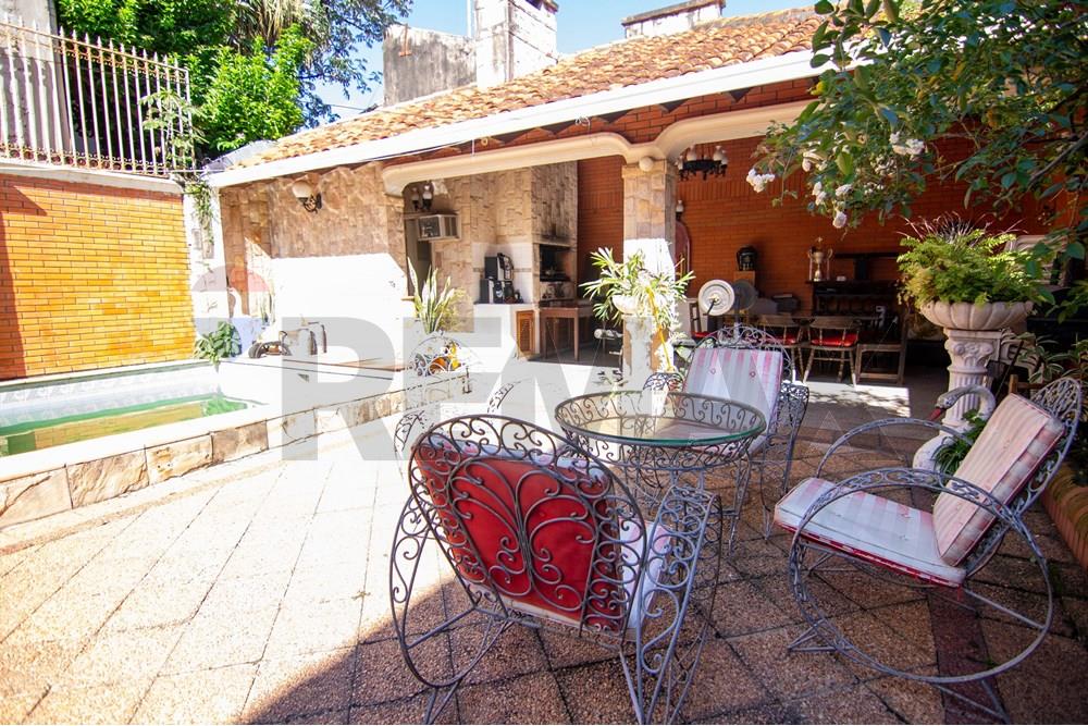 Casa con Piscina Bo. Bernardino Caballero Asunción - imagen 13