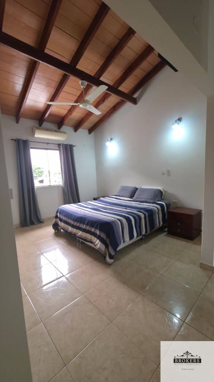 VENDO HERMOSA CASA DOS PLANTAS, 3 DORMIT. 4TO. BO. LUQUE - imagen 12