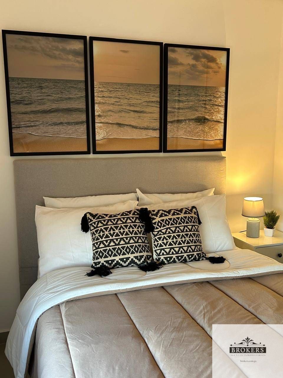 Vendo Departamento Amoblado De 1 Dormitorio Sobre Molas López - imagen 14