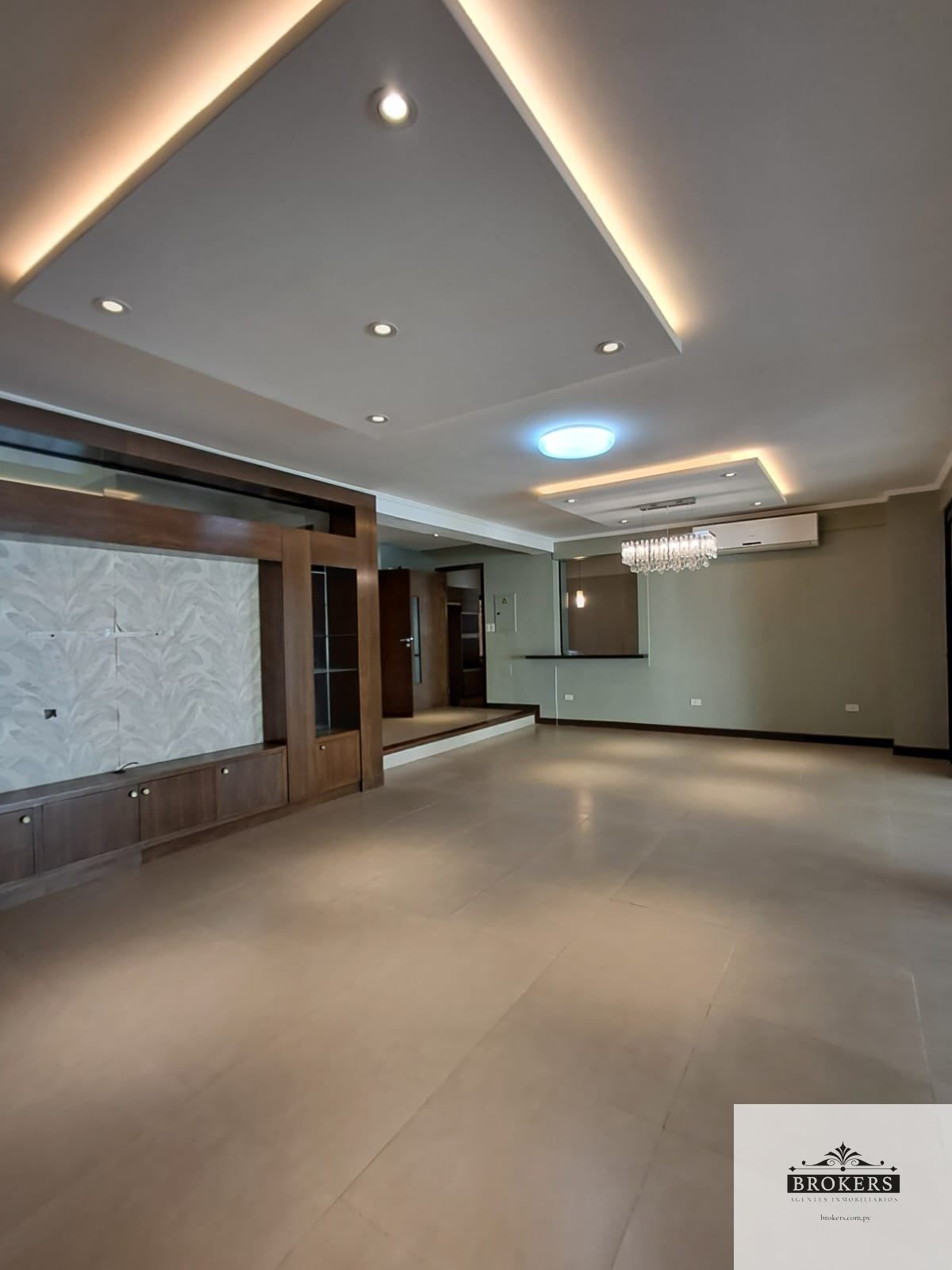 Vendo Casa Remodelada En Barrio Cerrado De 3 Dormitorios Zona Aeropuerto - imagen 3