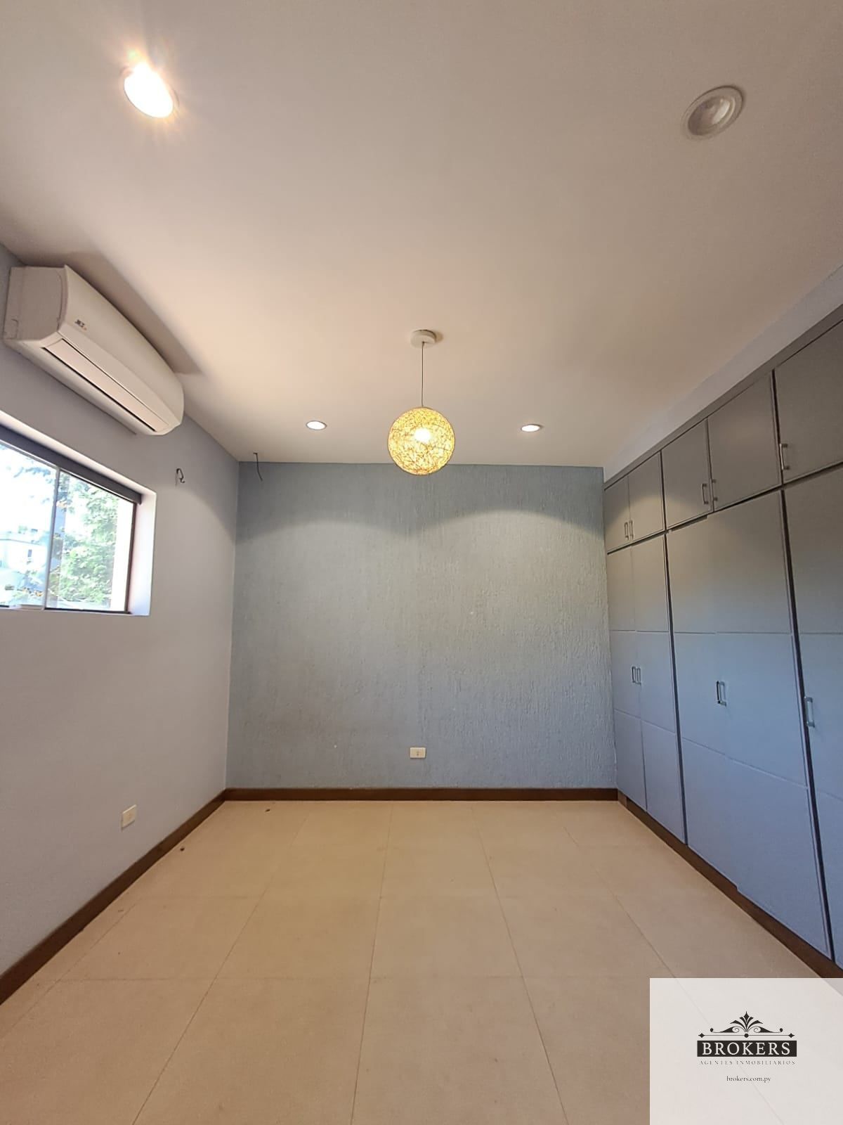 Vendo Casa Remodelada En Barrio Cerrado De 3 Dormitorios Zona Aeropuerto - imagen 11