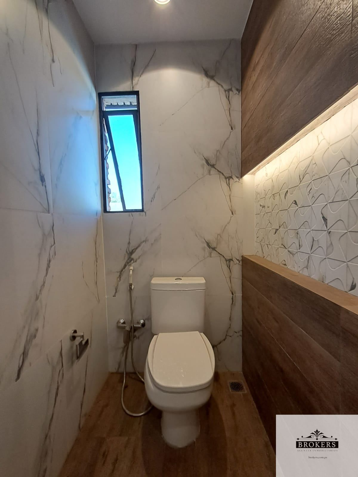 Vendo Casa Remodelada En Barrio Cerrado De 3 Dormitorios Zona Aeropuerto - imagen 15