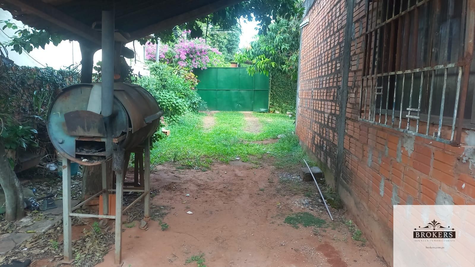 Casa en Venta de 3 Dormitorios c/ cochera en Ñemby - imagen 9