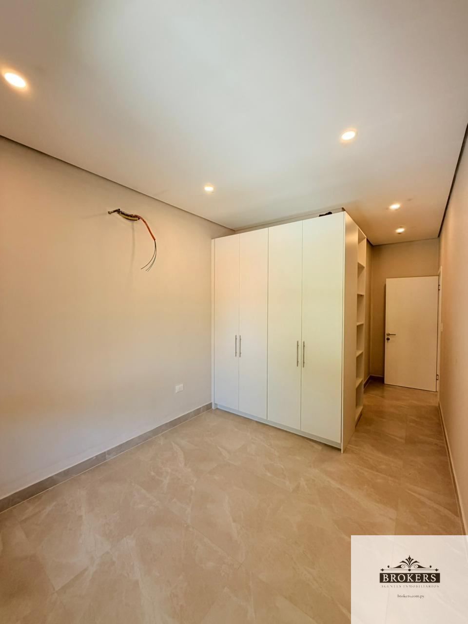 Dúplex en venta a Estrenar de 3 Suite c/ Piscina en Villa Aurelia - 4