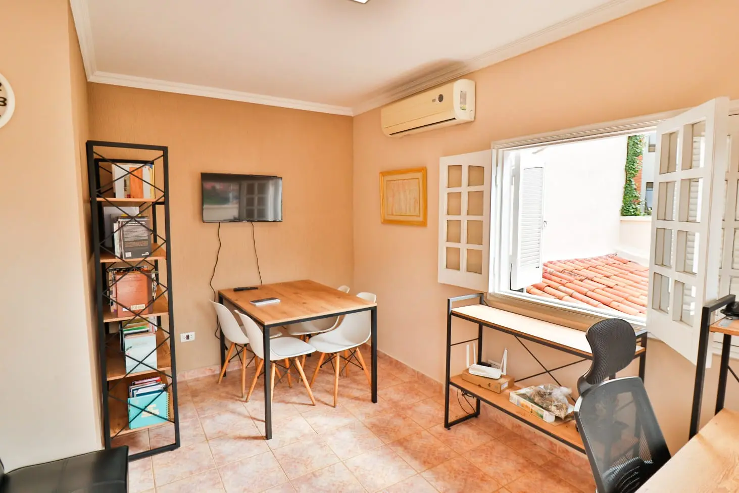 VENDO PRECIOSA RESIDENCIA EN EL BARRIO LAS LOMAS - 10
