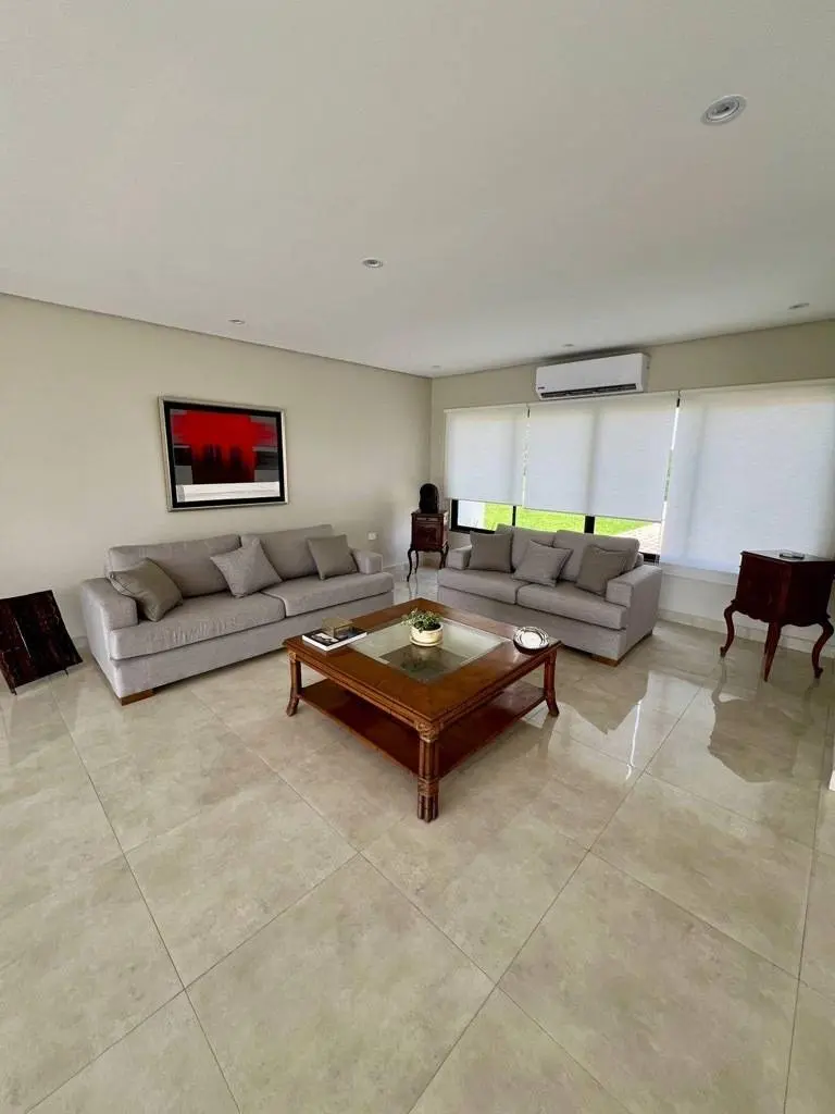 VENDO RESIDENCIA EN SURUBI’I TOTALMENTE AMOBLADA - imagen 4