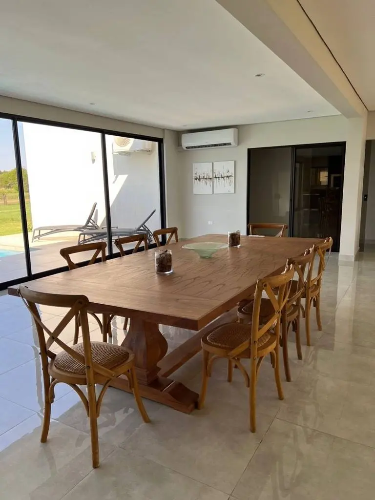 VENDO RESIDENCIA EN SURUBI’I TOTALMENTE AMOBLADA - imagen 6