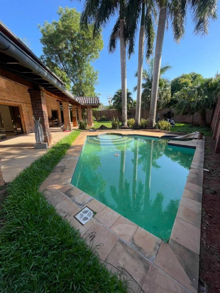 House for sale in Las Lomas neighborhood, Asuncion (near Shopping del Sol) - 2