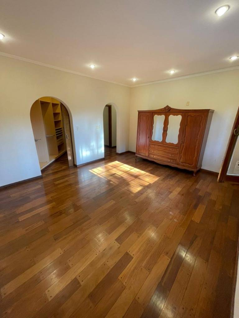 House for sale in Las Lomas neighborhood, Asuncion (near Shopping del Sol) - 3
