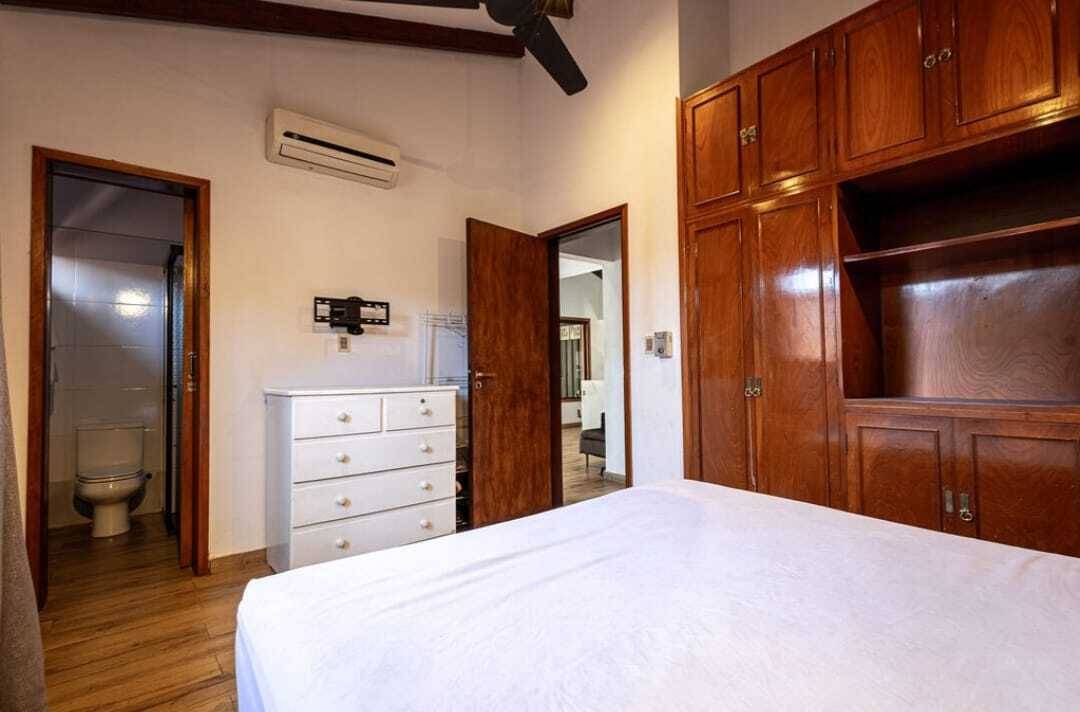 HOUSE FOR SALE WITH COMMERCIAL SPACE, ON A CORNER! IN FDO DE LA MORA, NORTH ZONE - 7