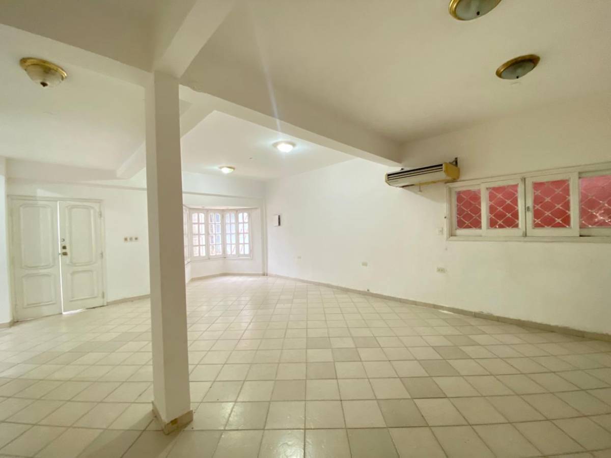 Two-story house with pool for sale in the Fernando de la Mora Norte area - 3