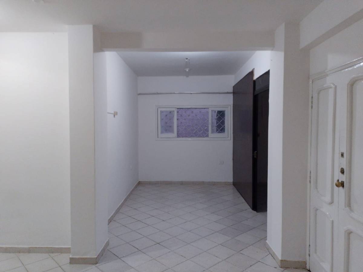 Two-story house with pool for sale in the Fernando de la Mora Norte area - 10