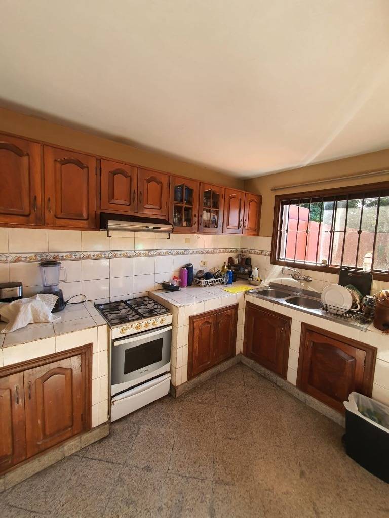 VENDO CASA EN LAMBARE, BARRIO SANTO DOMINGO DE GUZMAN - imagen 4