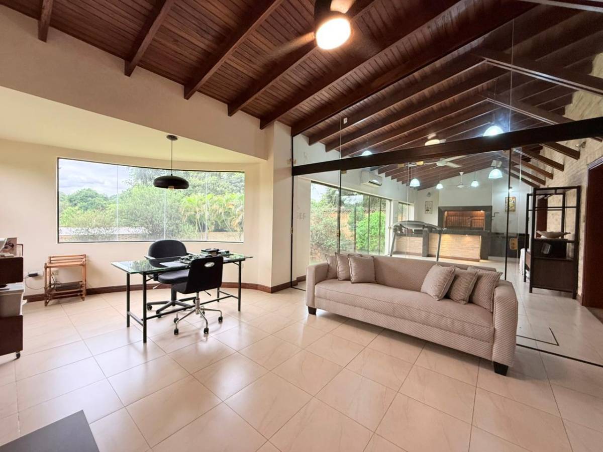 House for Sale in Barrio Santa Librada – Asunción - 4
