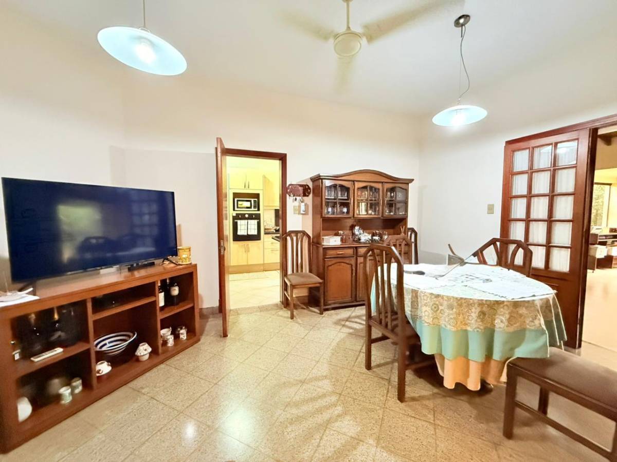 House for Sale in Barrio Santa Librada – Asunción - 5