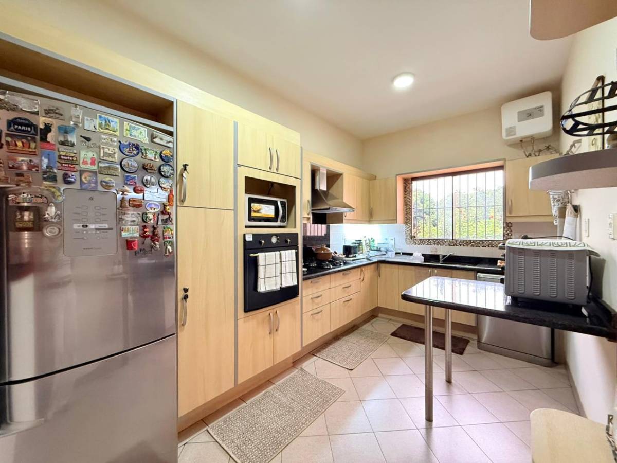 House for Sale in Barrio Santa Librada – Asunción - 8
