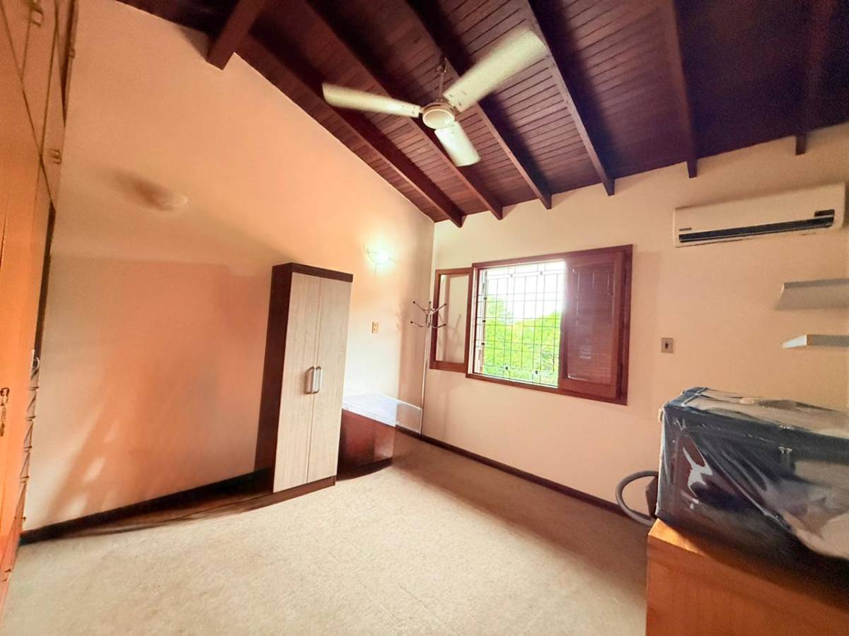 House for Sale in Barrio Santa Librada – Asunción - 12