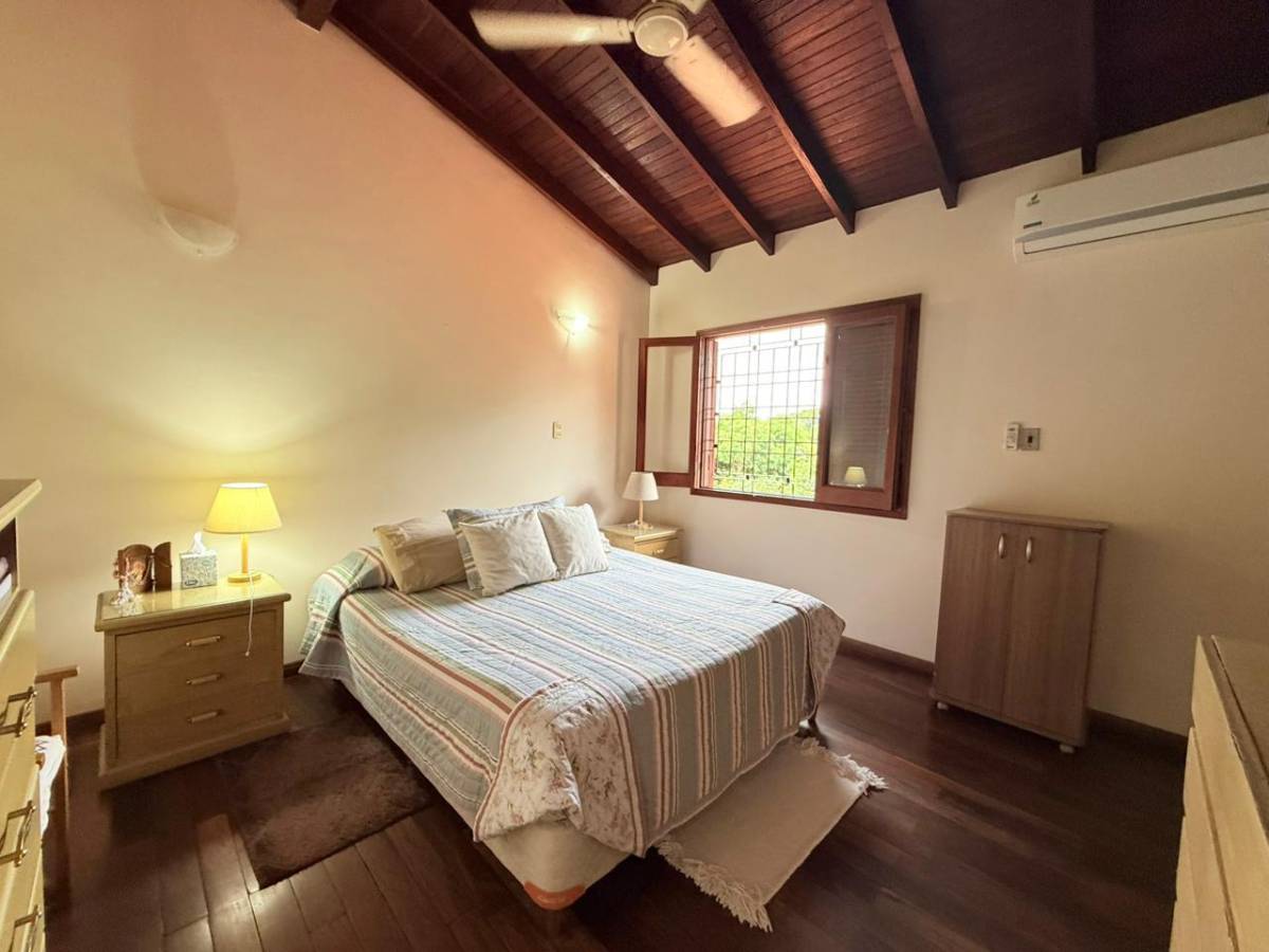 House for Sale in Barrio Santa Librada – Asunción - 14