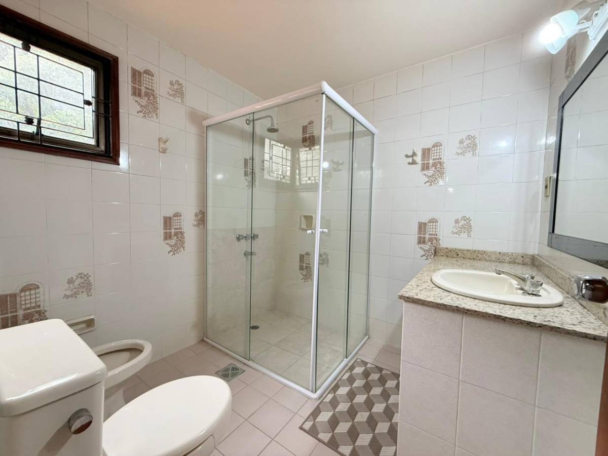 House for Sale in Barrio Santa Librada – Asunción - 16