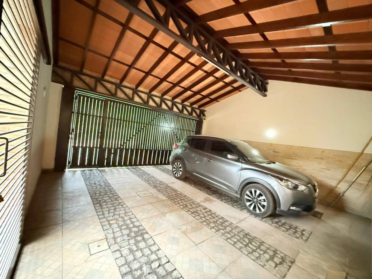 House for Sale in Barrio Santa Librada – Asunción - 20