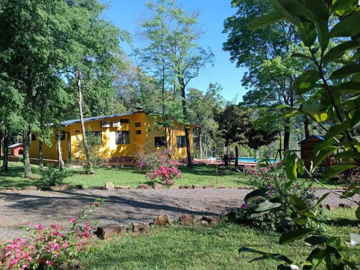 BEAUTIFUL AND EXCLUSIVE PROPERTY WITH 2 COUNTRY HOUSES / POOL AND 9 HAS OF LAND - imagen 2