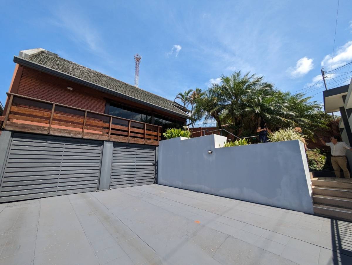 House for Sale in Encarnación, Itapúa - imagen 4