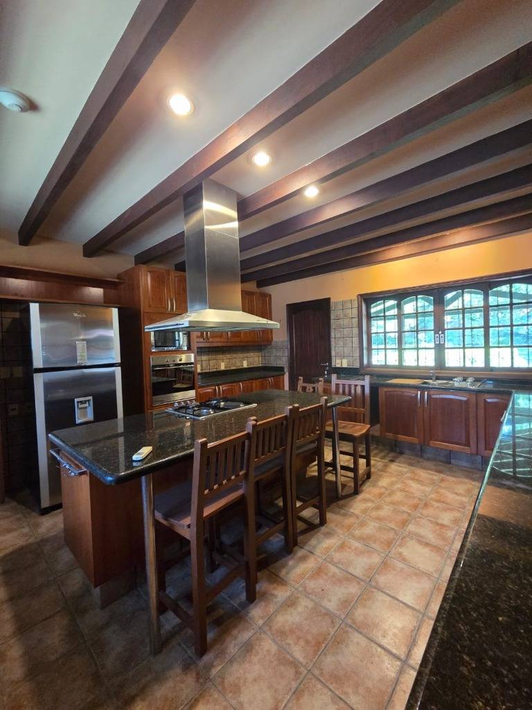 SPACIOUS CORNER HOUSE FOR SALE – San Bernardino - 4