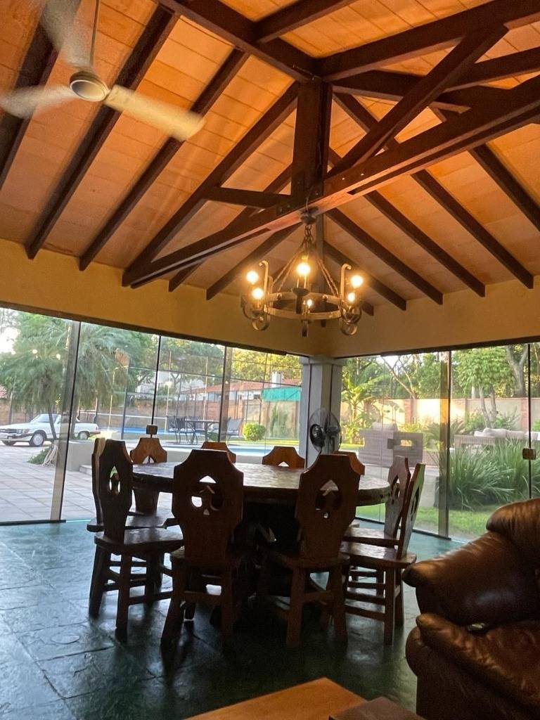 Magnificent 4-bedroom house in Sanber with tennis and soccer fields - imagen 4